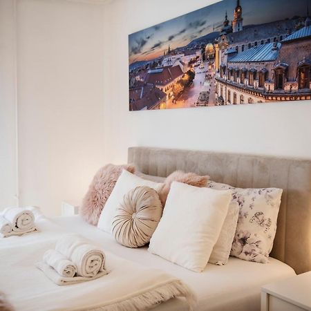 Heart Of Pecs Apartman Free Parking Экстерьер фото