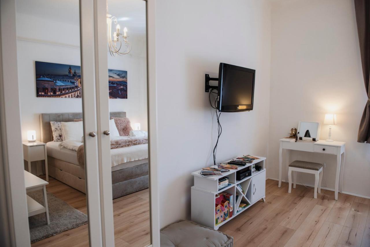 Heart Of Pecs Apartman Free Parking Экстерьер фото