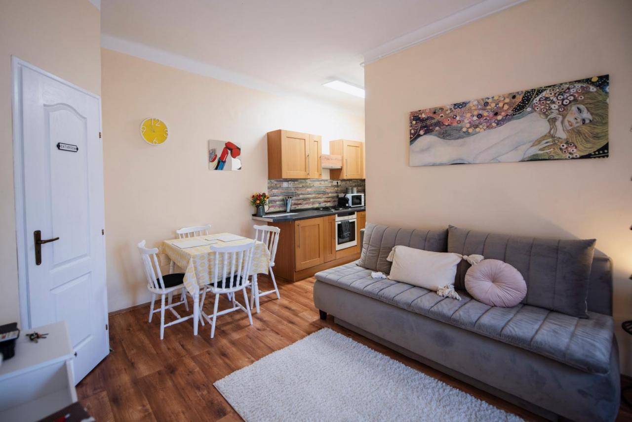 Heart Of Pecs Apartman Free Parking Экстерьер фото