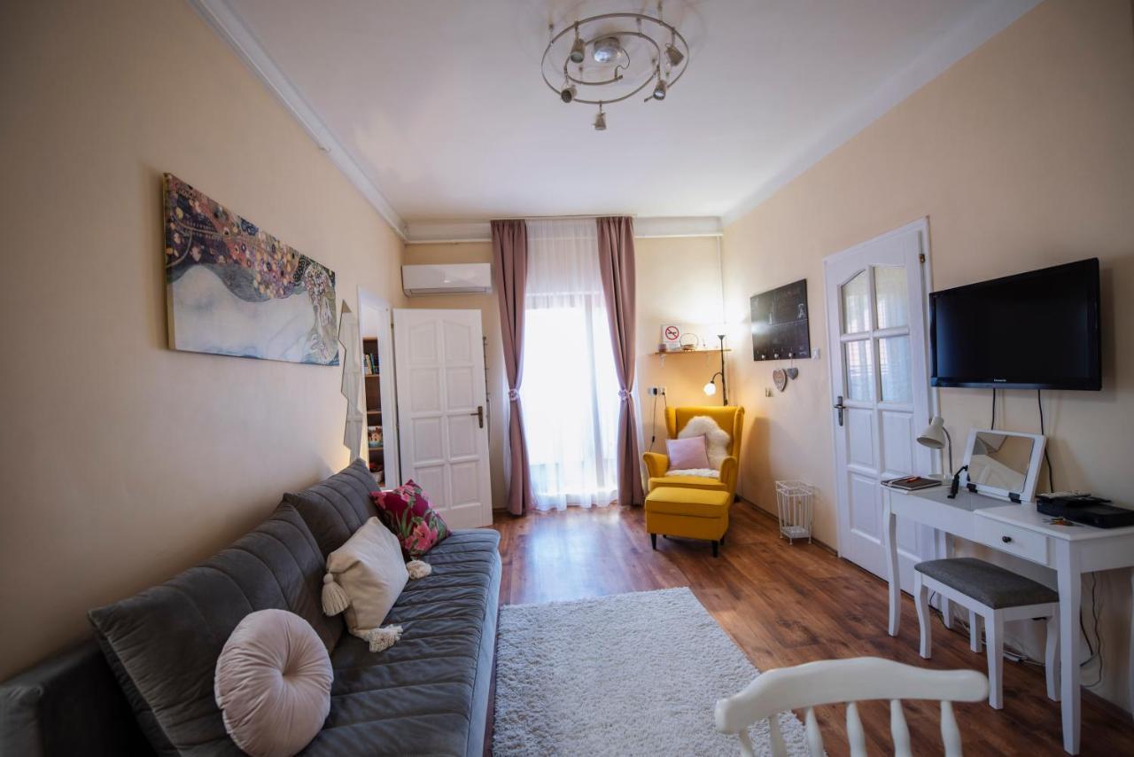 Heart Of Pecs Apartman Free Parking Экстерьер фото